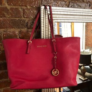 Michael Kors Signature tote